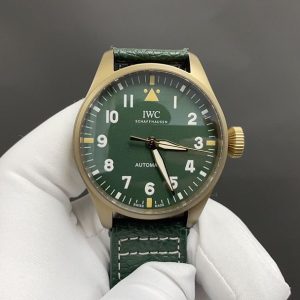 IWC Big Pilot 43mm Super Clone Watch with Premium Calfskin Strap 1127498239 - front view | IWC