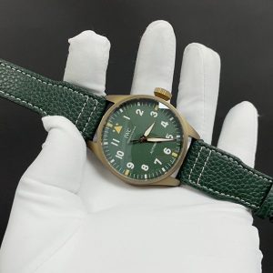 IWC Big Pilot 43mm Super Clone Watch with Premium Calfskin Strap 1127498239 - side view | IWC