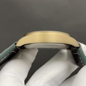 IWC Big Pilot 43mm Super Clone Watch with Premium Calfskin Strap 1127498239 - close-up | IWC